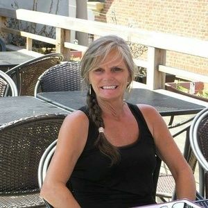 Meet your Posher, Janet